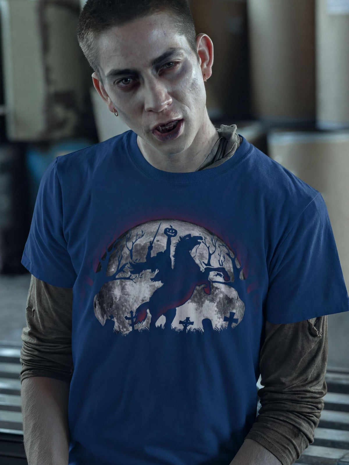 Headless Horseman Silhouette Shirt, Halloween Graveyard Moon T-Shirt, Pumpkin Sword Rider Hoodie, Spooky Silhouette Sweatshirt